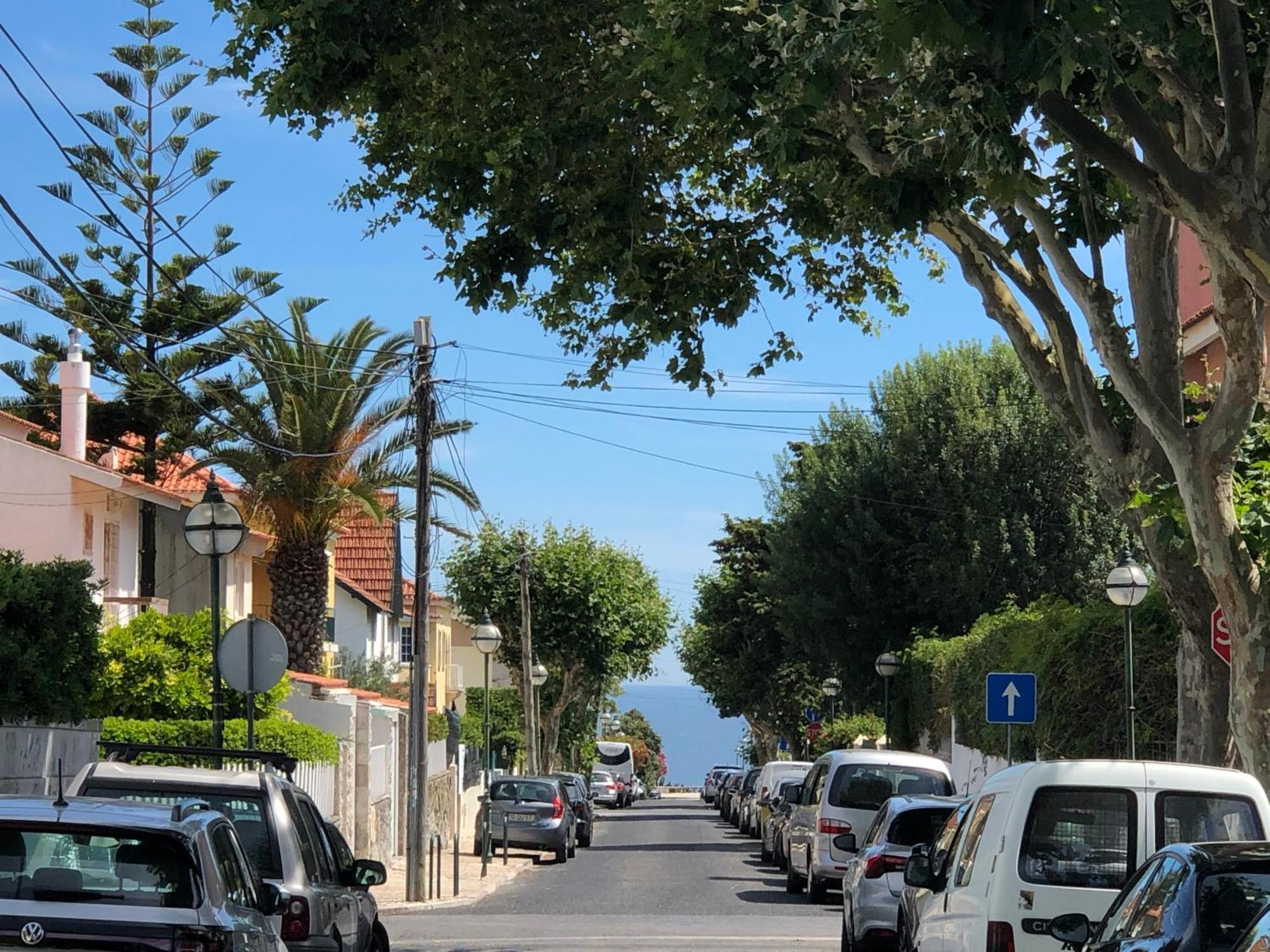 Aloha Beach House H Carcavelos  Exterior photo